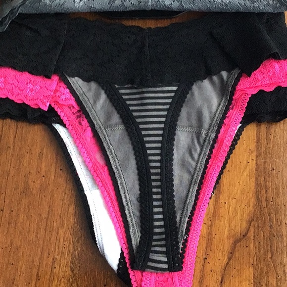 Sold - Betsy Johnson 5 Pack Mixed Fabric Panties - X-Large - Picture 13 of 16